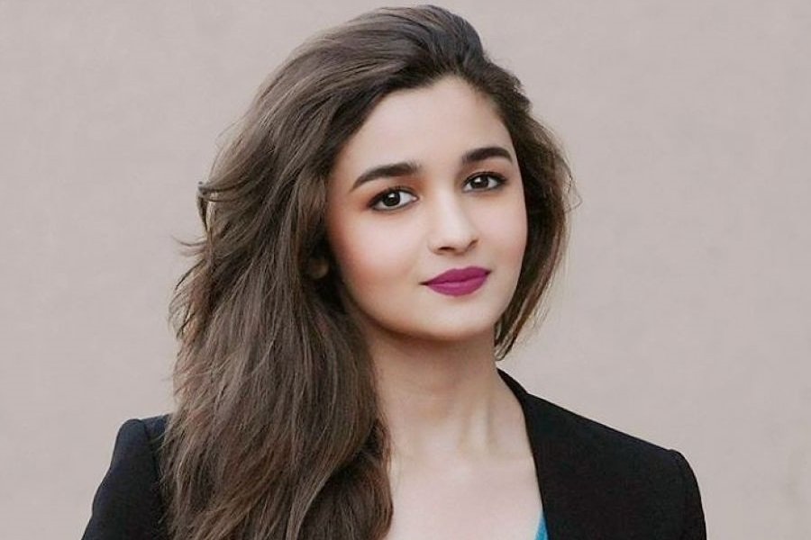 alia bhatt biography wiki profile