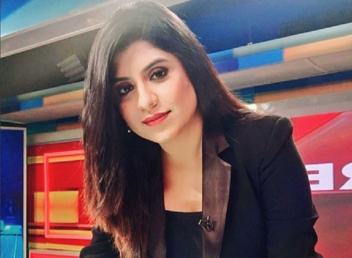 karishma sachdev biography wiki salary age worth affairs husband biodata profile news anchor