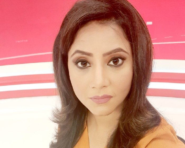 sweta srivastava biography wiki anchor news salary age husband biodata profile