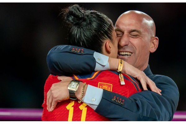 Spanish Football Federation Chief has apologised for kissing player Jenni Hermoso without consent, triggering outrage and calls for resignation.