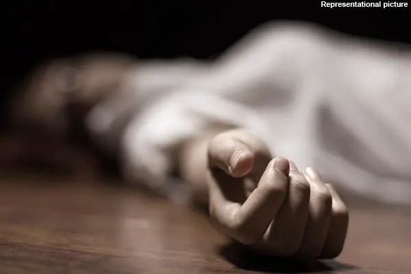 The accused husband Dharamveer along with two others -- Arum and Satyavan -- who helped him in the murder have been arrested.