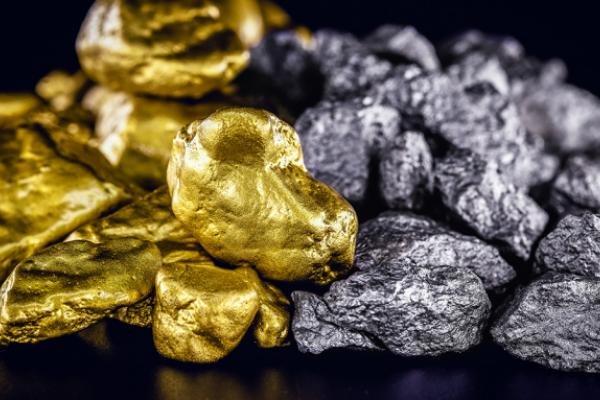 Silver Expected to Outperform Gold by December 2023
