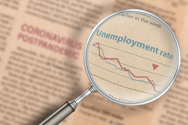 Initial unemployment claims decreased by 13,000 to 216,000 in the week ended Sept. 2, Labor Department data showed Thursday.