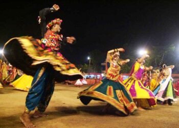 Divyang Navratri Mahotsav organised Garba Fest to motivate disabled people, over 700 disabled people, elders and youth performed Garba at the event.