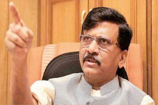 Sanjay Raut Questions Warm Welcome for Pakistani Cricketers