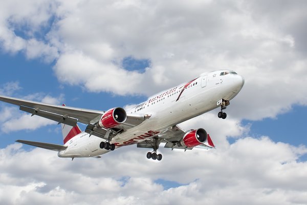 Delhi Airport: 30 Flights Delays, 17 Cancellations
