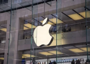 Apple opens new office in Bengaluru, India's Silicone valley, which can accommodate up to 1,200 employees and runs entirely on renewable energy.