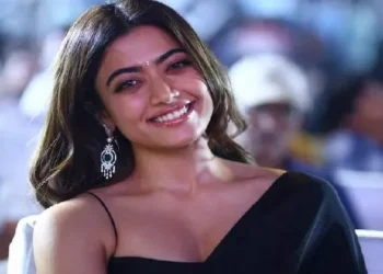 Rashmika Mandanna's viral deepfake video has taken the internet by storm. The AI fabricated video has raised concerns of misuse of artificial intelligence spread misinformation. The viral video has received sharp criticism from Amitabh Bachchan and Union Minister Rajeev Chandrasekhar