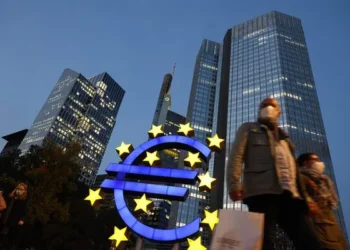 Lagarde is faced with financial markets that are anticipating cuts as early as April,