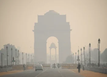 Delhi Weather Update: Flight operations delayed at Delhi's IGI airport due to low visibility amid fog; passengers advised to contact airlines for updates.