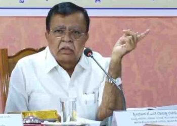 Karnataka Minister KN Rajanna claims that the BJP is building temples for elections.
