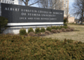A New York medical school eliminates tuition fees with a $1 billion donation, making it one of the largest gifts to an educational institution in the US. Albert Einstein College of Medicine students will no longer have to pay the annual $60,000 tuition fee.