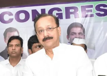 Baba Siddique is the second senior Mumbai Congress leader to leave the party in the last one month after former Union Minister Milind Deora joined the Chief Minister Eknath Shinde-led Shiv Sena in January.