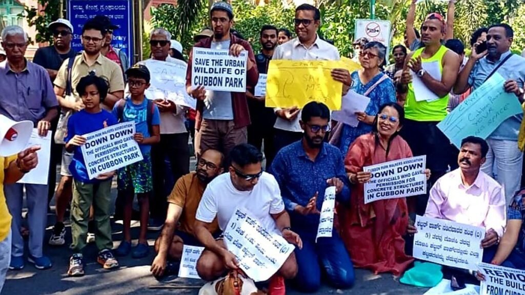 Hundreds of Bengalureans on Sunday gathered at Cubbon Park against the Karnataka government's decision to allow a 10-storey building as an annexe to the high court within the park premises.